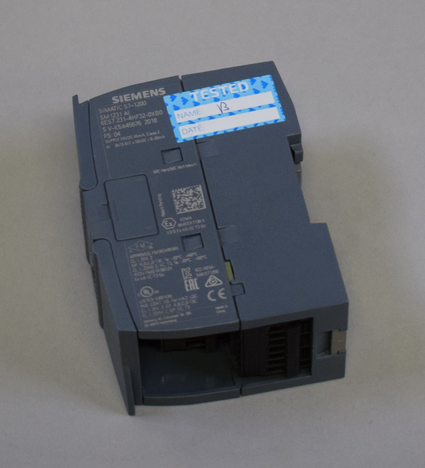 Siemens 6es7231 4hf32 Xb0 Modulo Di Ingresso Analogico Siemens 6ES7231-4HF32 -0XB0 Per S7-1200 – NUOVO In Confezione Originale Modulo Siemens S7-1200