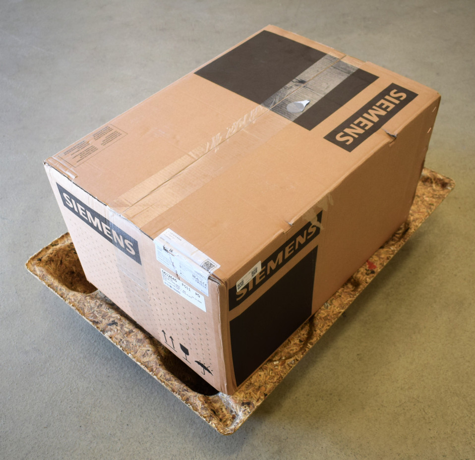 6SL3126-1TE28-5AA3 New in sealed package