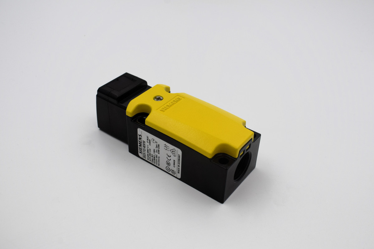 3SE5112-0QV10 Brugt