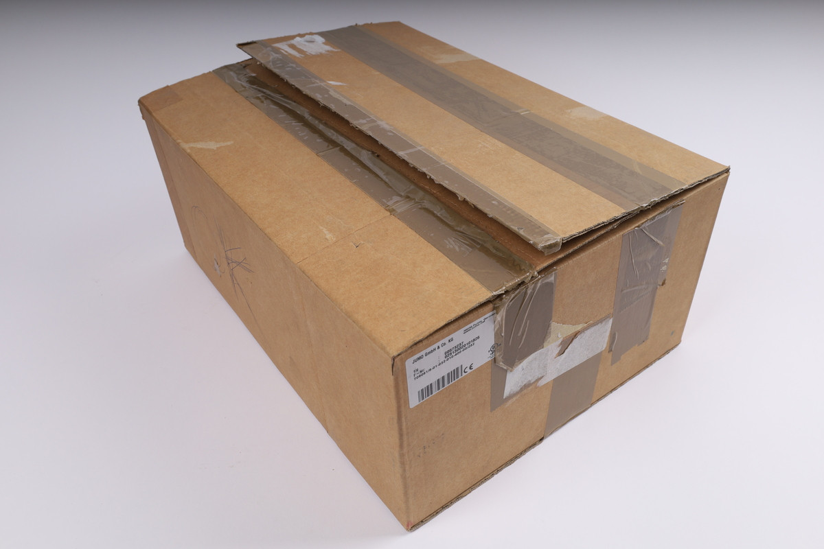 709061/8-01-032-010-400-00/252 00573237 New in an open package