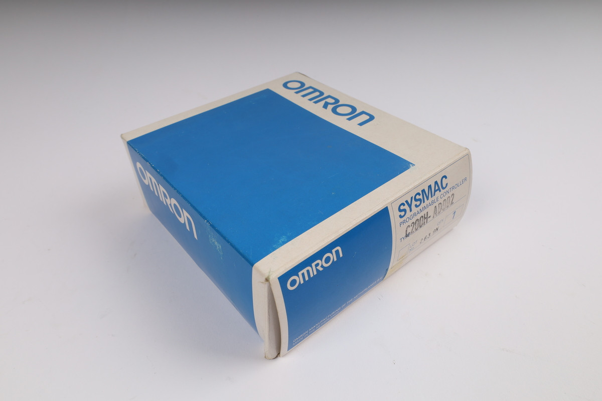 C200H-AD002 New in an open package