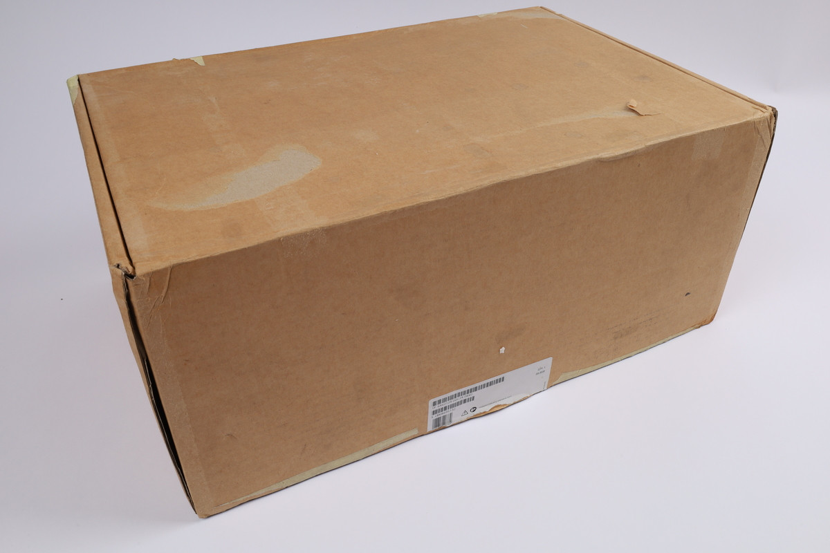 6AV2124-0QC24-0BX0 Nei an engem oppene Pak