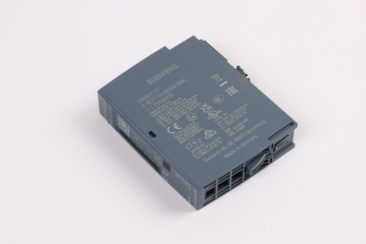 6ES7132-6BD20-0BA0 Novo bez kutije