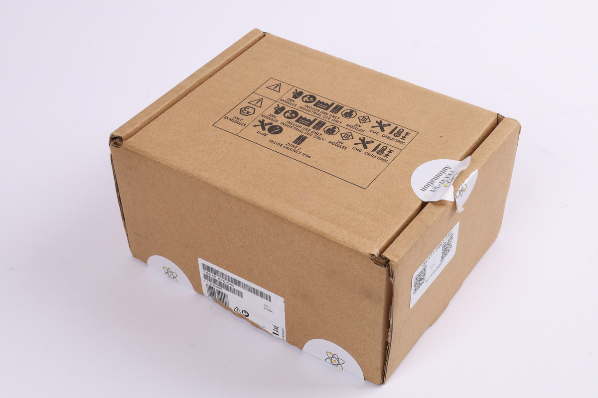 6ES7677-2SB42-0GM0 New in an open package