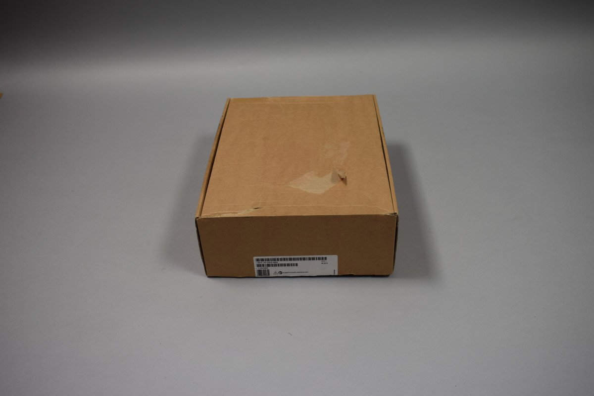 6AV2125-2JB23-0AX0 Neu in einer offenen Verpackung