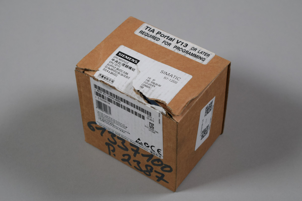 6ES7211-1AE40-0XB0 Neu in einer offenen Verpackung