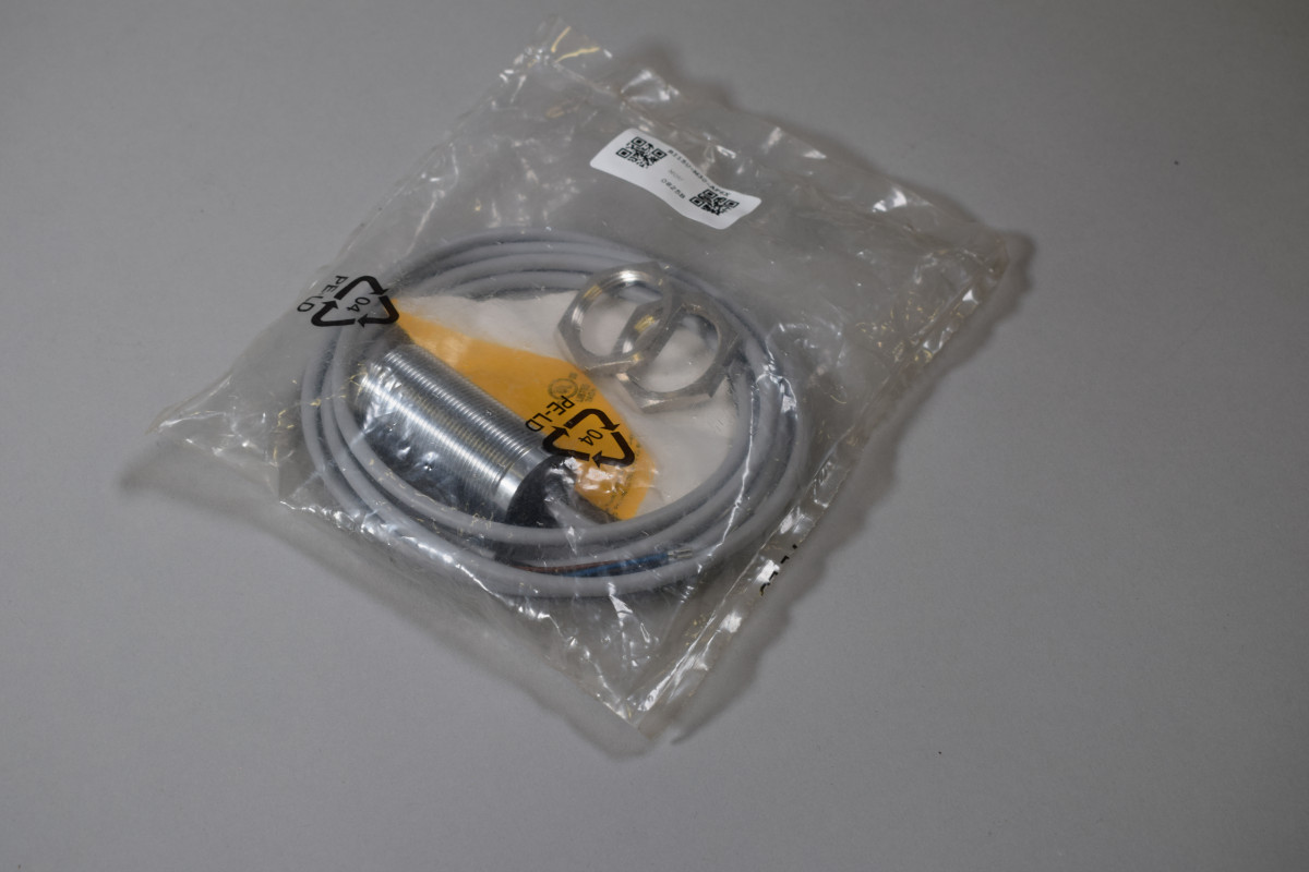 BI15U-M30-AP6X Neu in versiegelter Verpackung