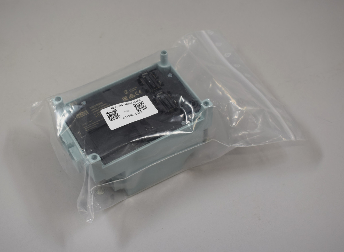 6ES7194-4AF00-0AA0 New without box