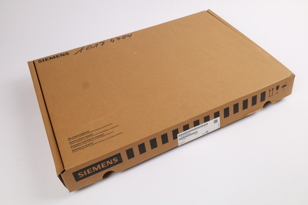 6SL3126-2TE15-0AA4 New in an open package