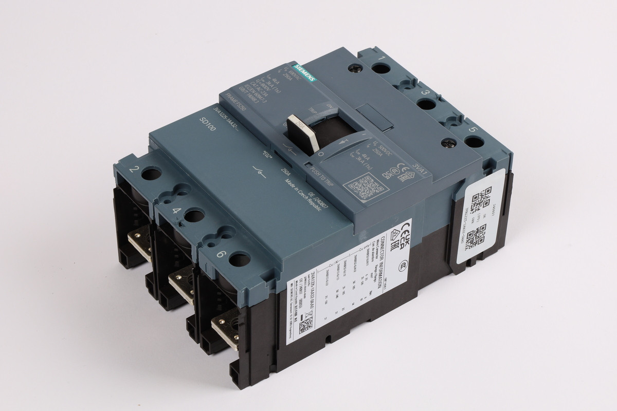 3VA1225-1AA32-0AA0 Refurbished