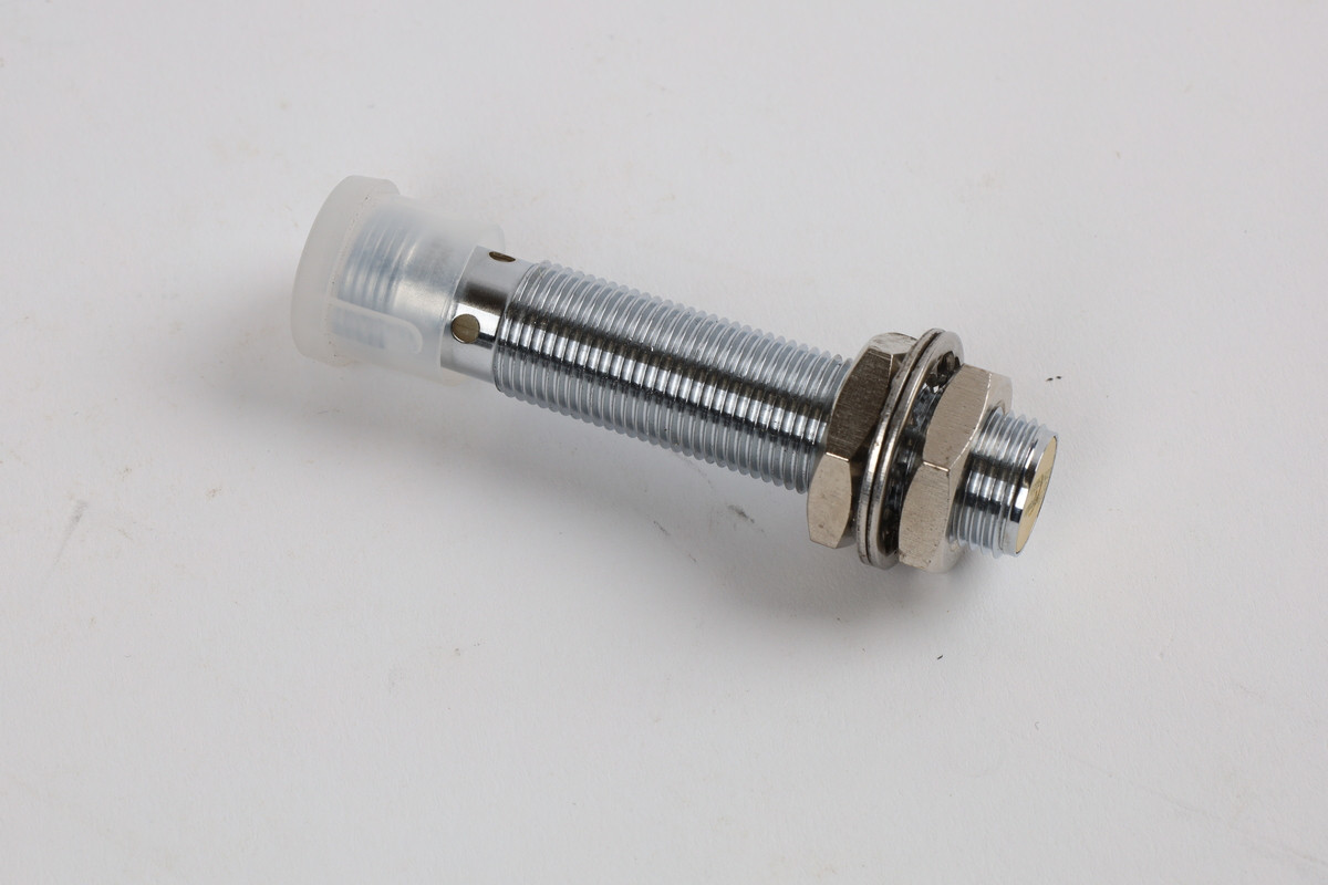 BI4U-M12E-AP6X-H1141 1634845 Used