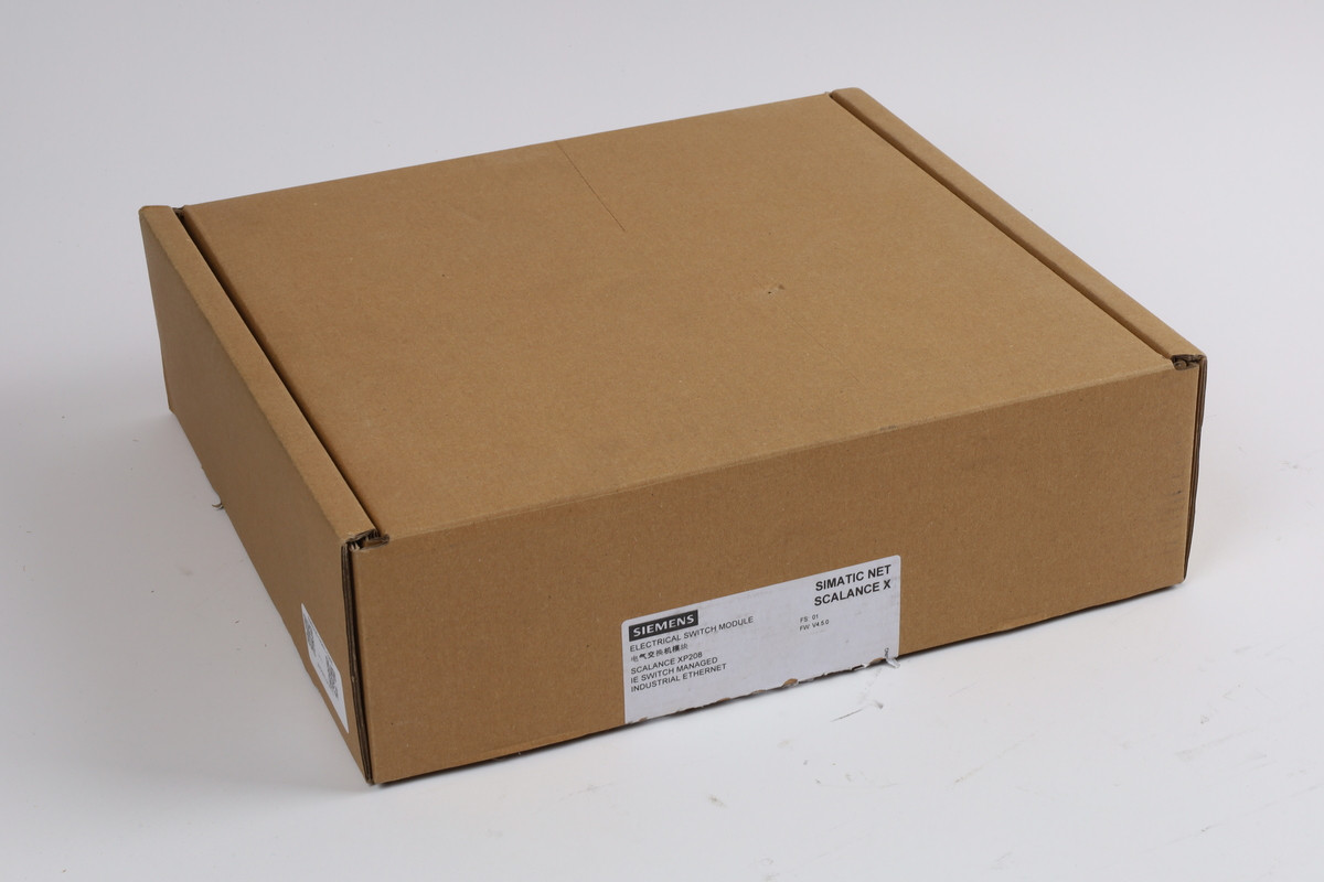 6GK5208-0HA00-2AS6 New in an open package