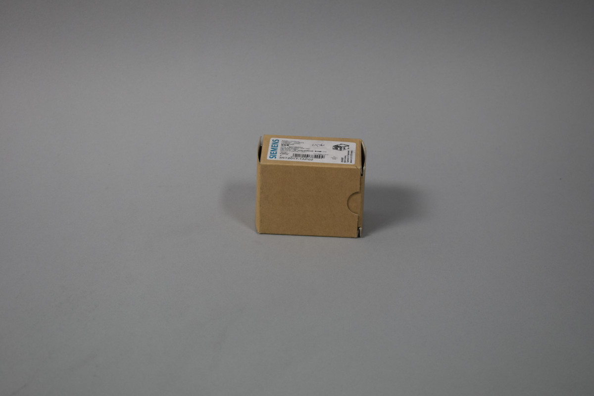 3RT2017-1AP02 New in sealed package