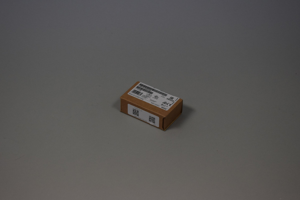 6ES7221-3AD30-0XB0 New in sealed package