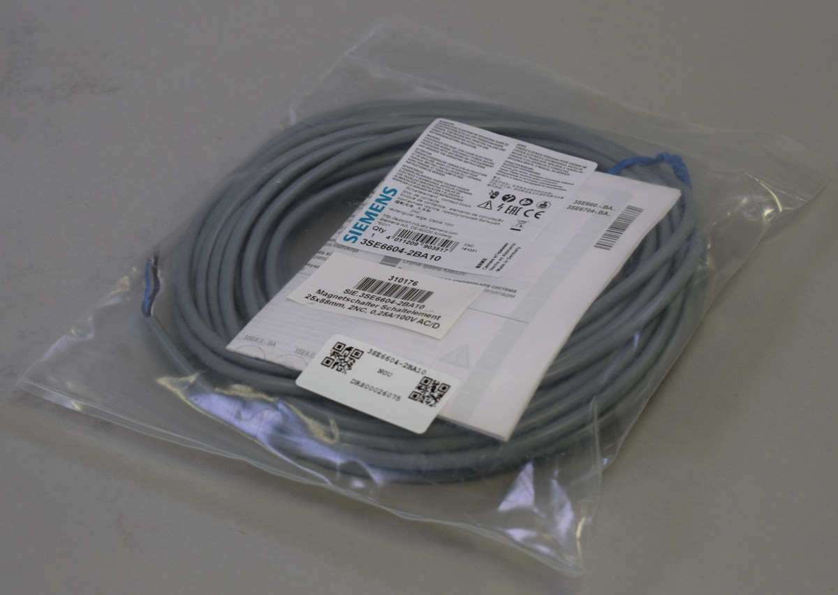 3SE6604-2BA10 New in sealed package