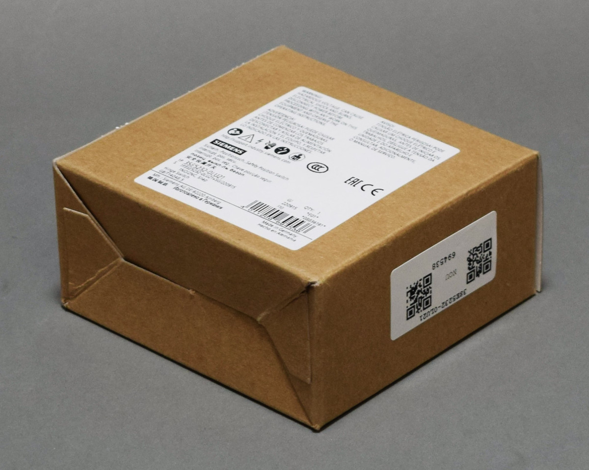 3SE5232-0LU21 New in sealed package