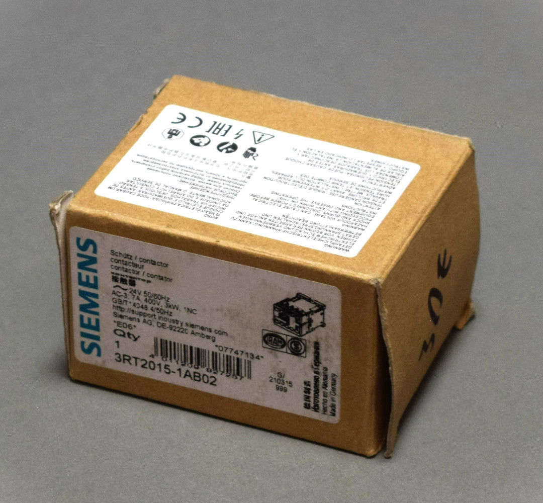 3RT2015-1AB02 New in sealed package