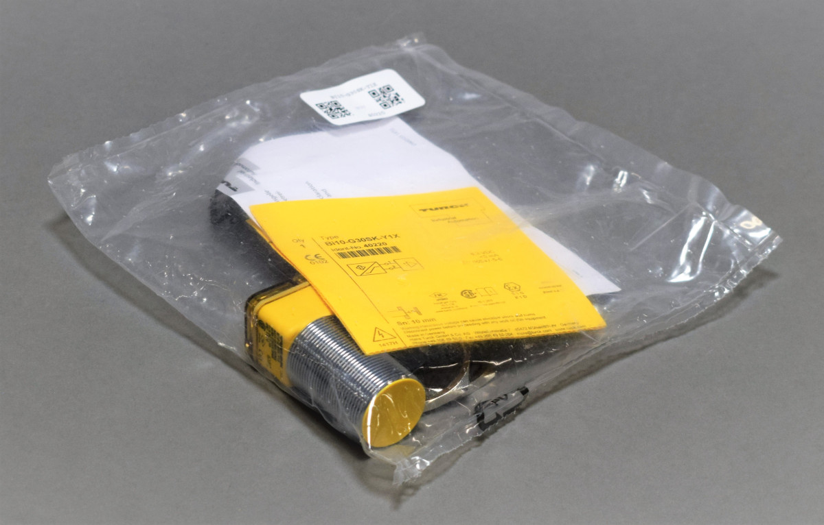 BI10-G30SK-Y1X Neu in versiegelter Verpackung