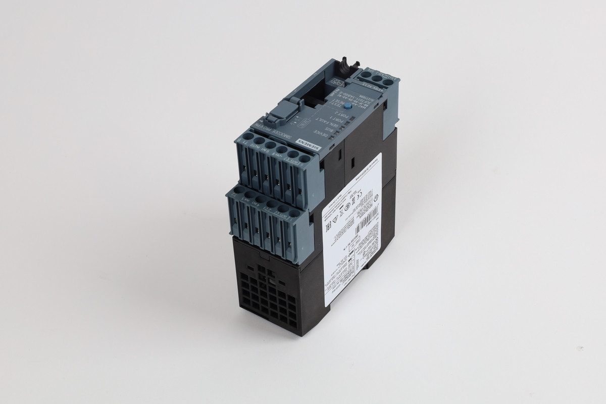 3UF7011-1AB00-0 Opravený