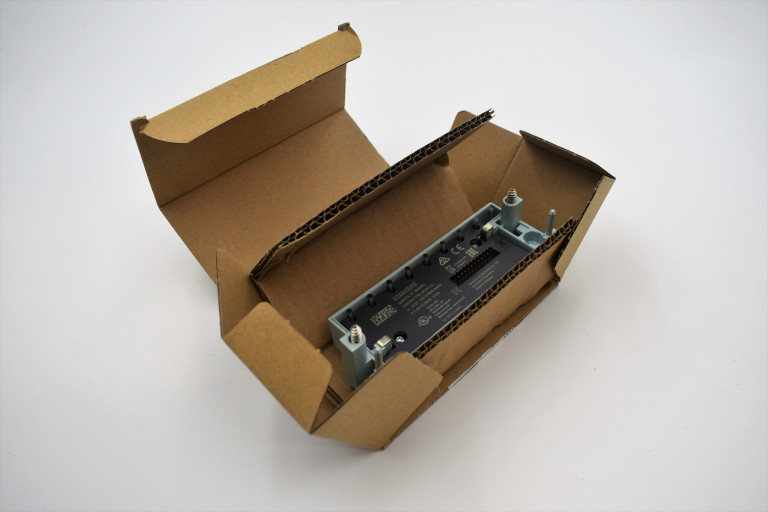 6ES7194-4FB00-0AA0 New in an open package