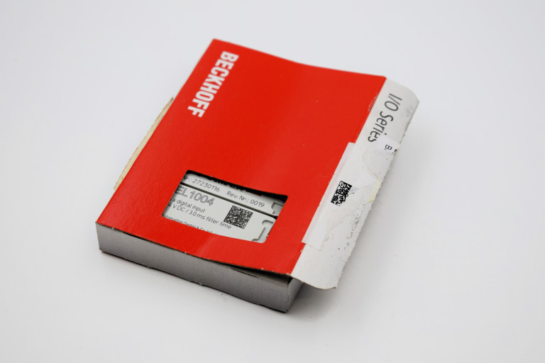 EL1004 New in an open package