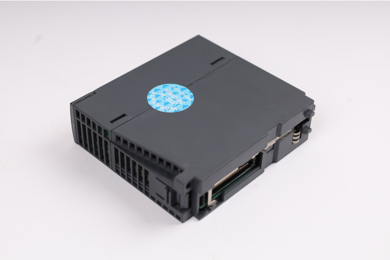 QJ71PB92V Used