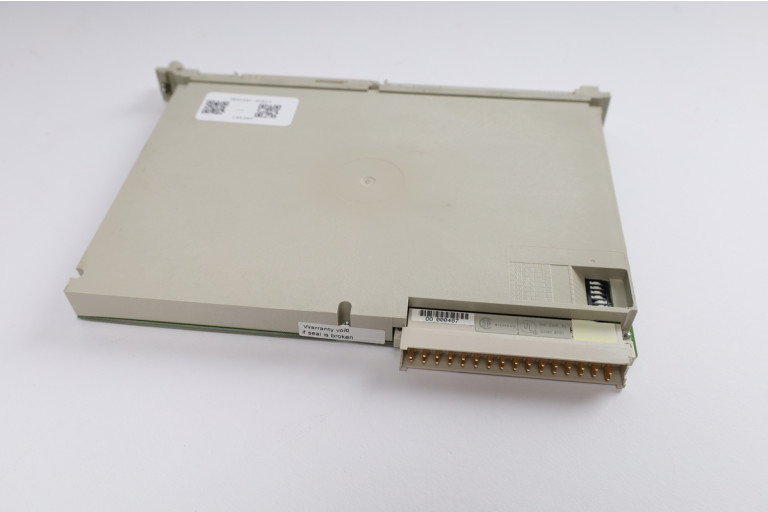 6ES5441-4UA13 Oppusset