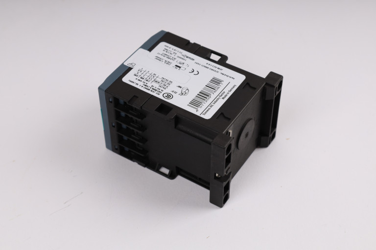 3RT2015-1BB42 Used