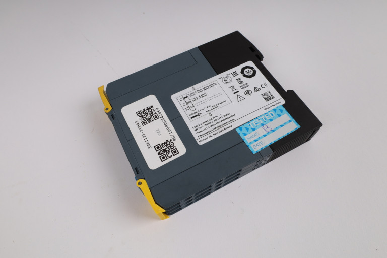 3SK1121-1CB42 Benotzt