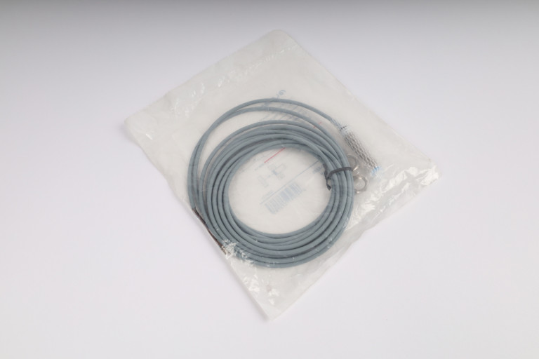 LR12XBF04DPOY New in sealed package