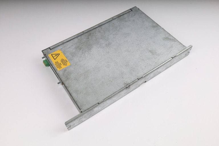 6SE7023-2ES87-2DA1 Oppusset