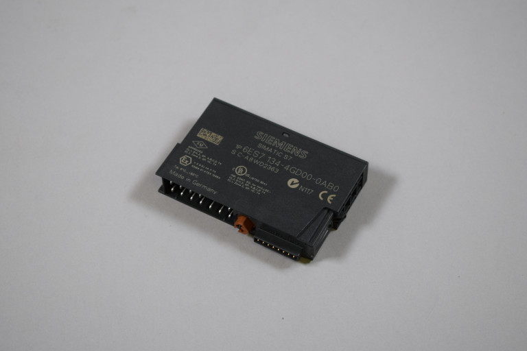 6ES7134-4GD00-0AB0 Използвани