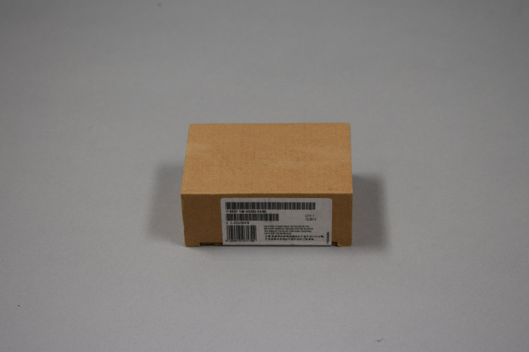 6ES7138-4DE02-0AB0 Ново в запечатана опаковка