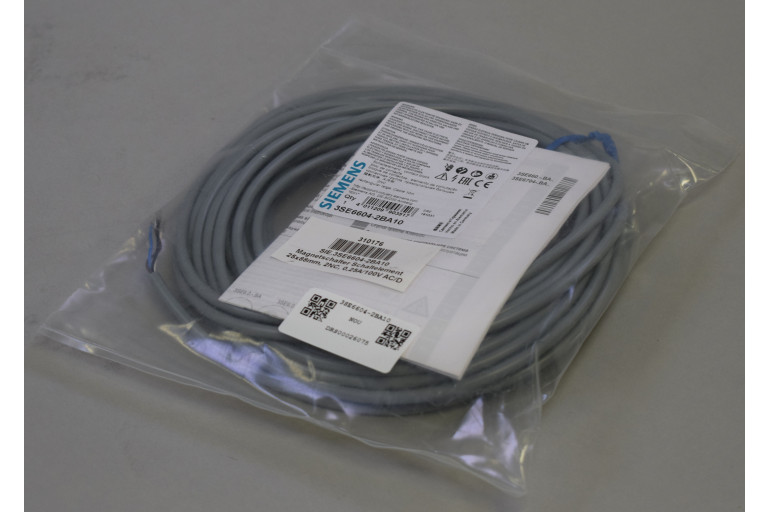 3SE6604-2BA10 New in sealed package