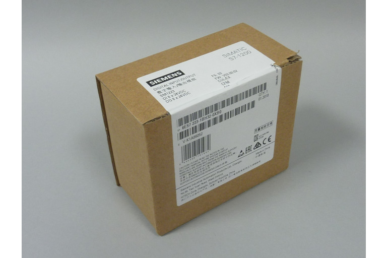 6ES7223-1BH32-0XB0 New in sealed package