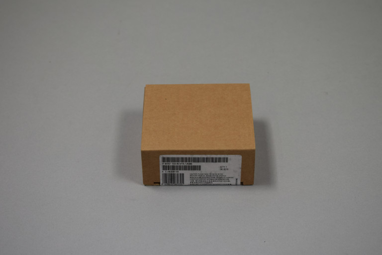 6ES7133-6CV15-1AM0 Ново в запечатана опаковка