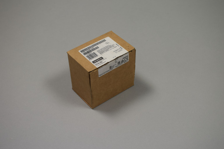 6ES7132-4BB01-0AB0 New in an open package