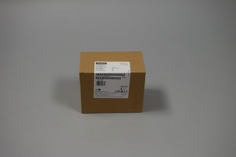 6ES7215-1BG40-0XB0 New in sealed package