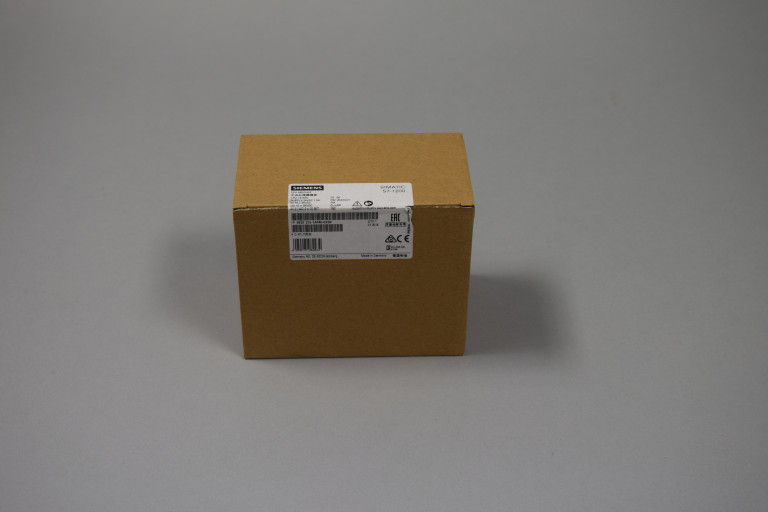 6ES7215-1AF40-0XB0 Ново в запечатана опаковка