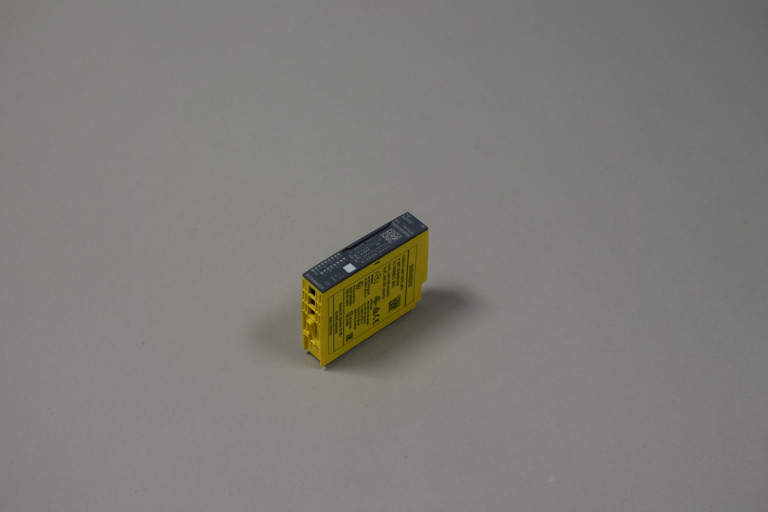 6ES7136-6BA00-0CA0 New without box