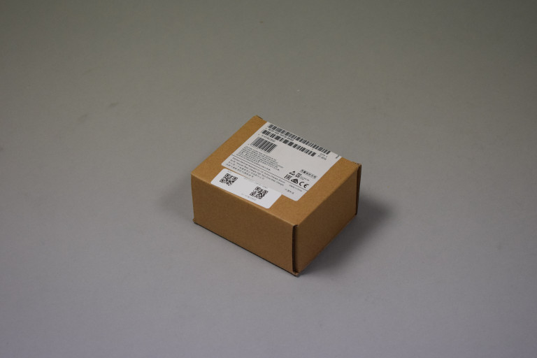 6ES7222-1HF32-0XB0 New in an open package