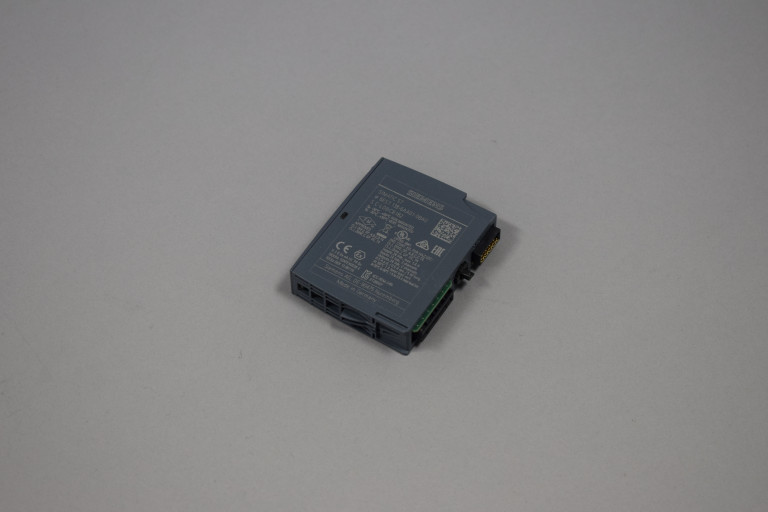 6ES7138-6AA01-0BA0 New without box