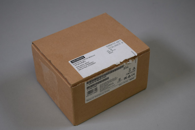 6GK5216-0BA00-2AB2 New in an open package