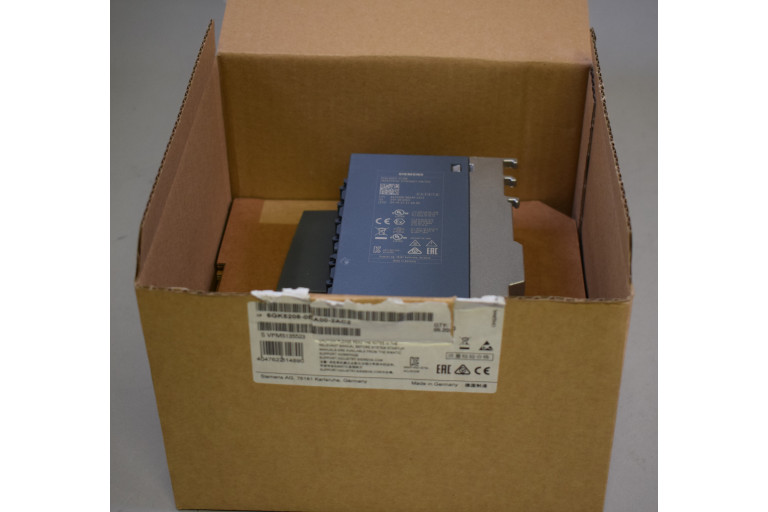 6GK5208-0BA00-2AC2 Neu in einer offenen Verpackung