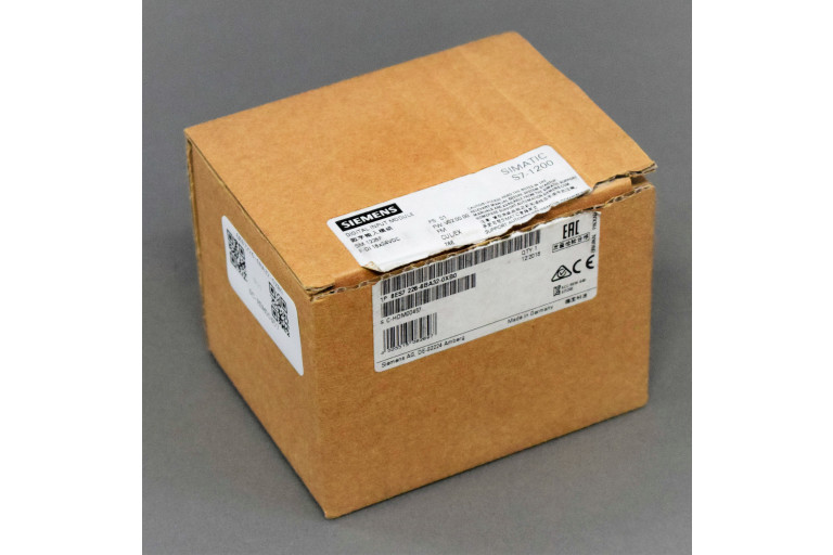 6ES7226-6BA32-0XB0 New in an open package