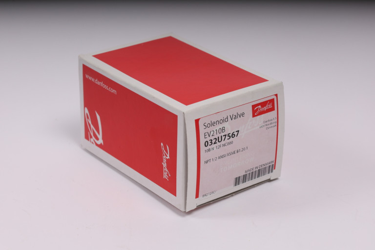 032U7567 Neu in versiegelter Verpackung