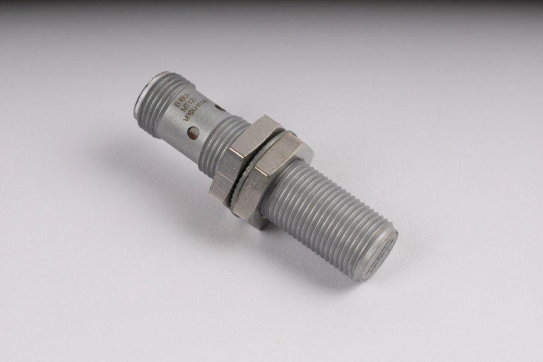 BI6U-MT12-VP6X-H1141 Used