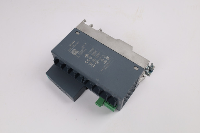 6GK5208-0GA00-2TC2 Gebraucht