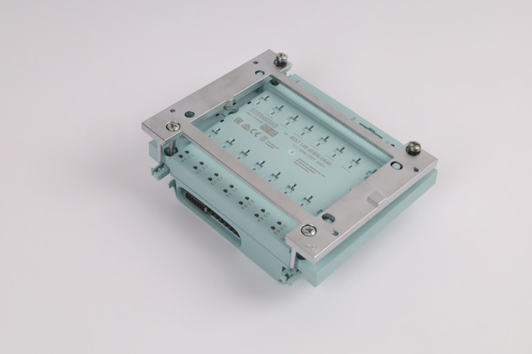 6ES7148-4EB00-0AA0 Nei ouni Këscht