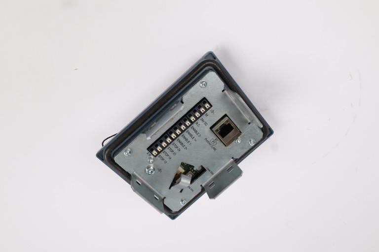 6AV2125-2AE03-0AX0 Nei ouni Këscht